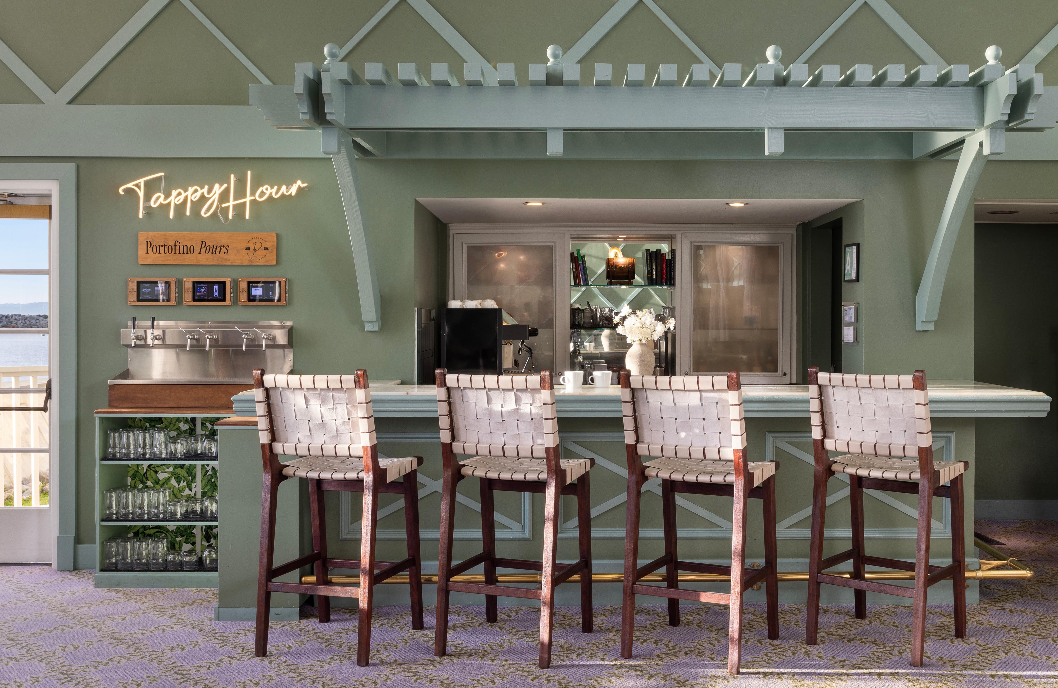 Hotel Lobby & Bar | The Portofino Hotel & Marina, a Noble House Hotel