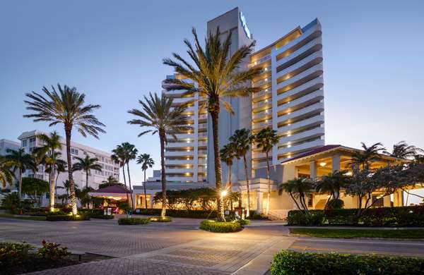 Exterior view - La Playa Beach Golf Resort Naples
