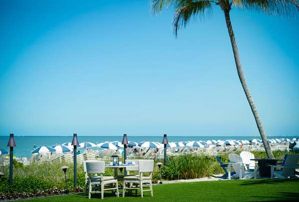 Restaurant - La Playa Beach Golf Resort Naples
