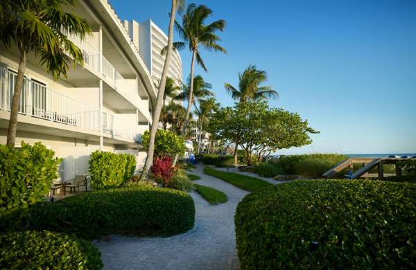 Exterior view - La Playa Beach Golf Resort Naples