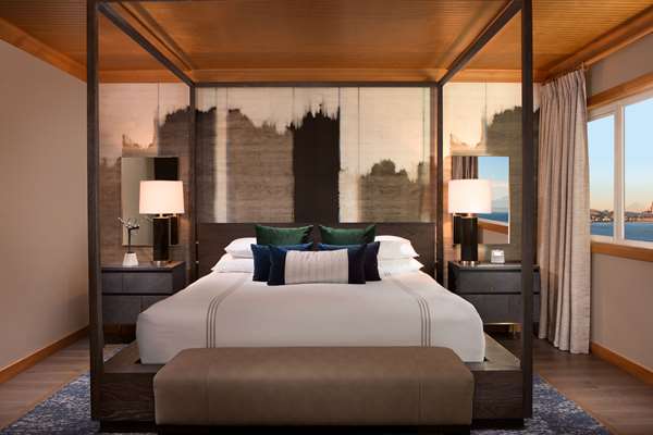 Suite - Edgewater Hotel Seattle