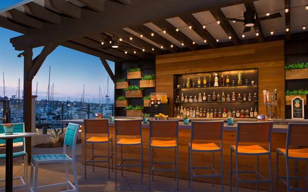 Bar - Kona Kai Resort San Diego