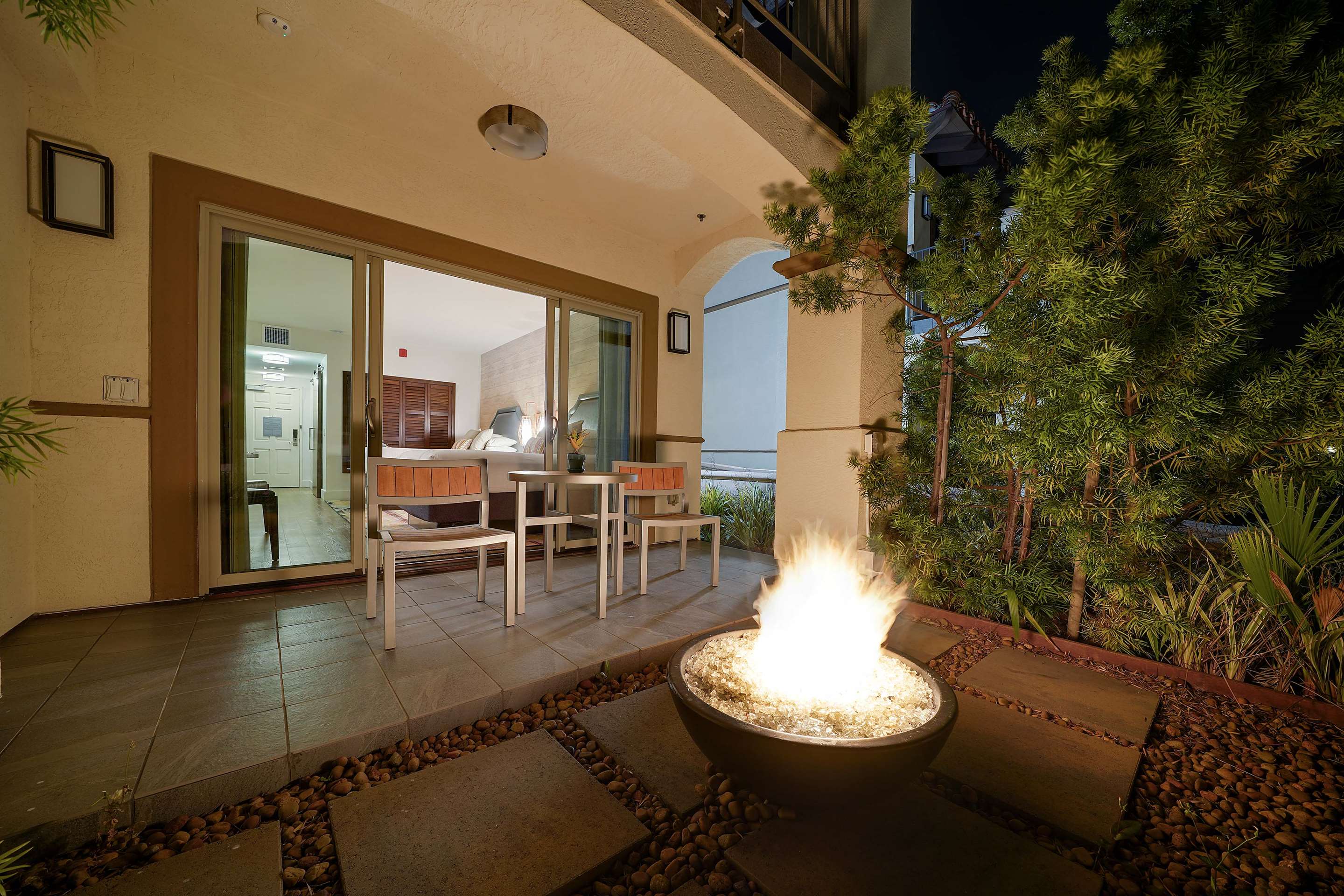 Fire Pit Junior Suite