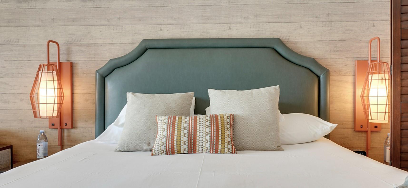 Guest Room Suite