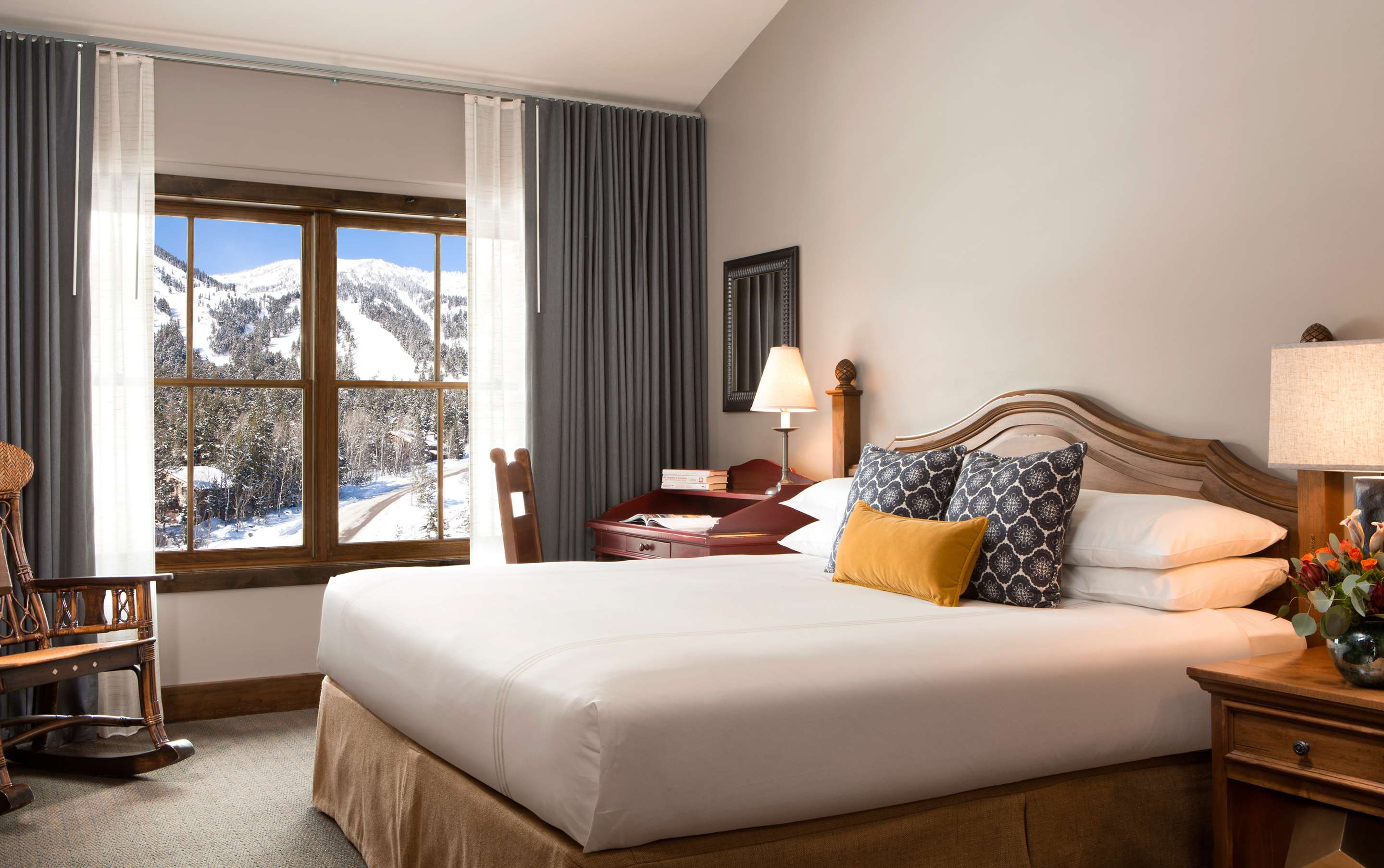 Bi-level Suite Master Bedroom with King Bed
