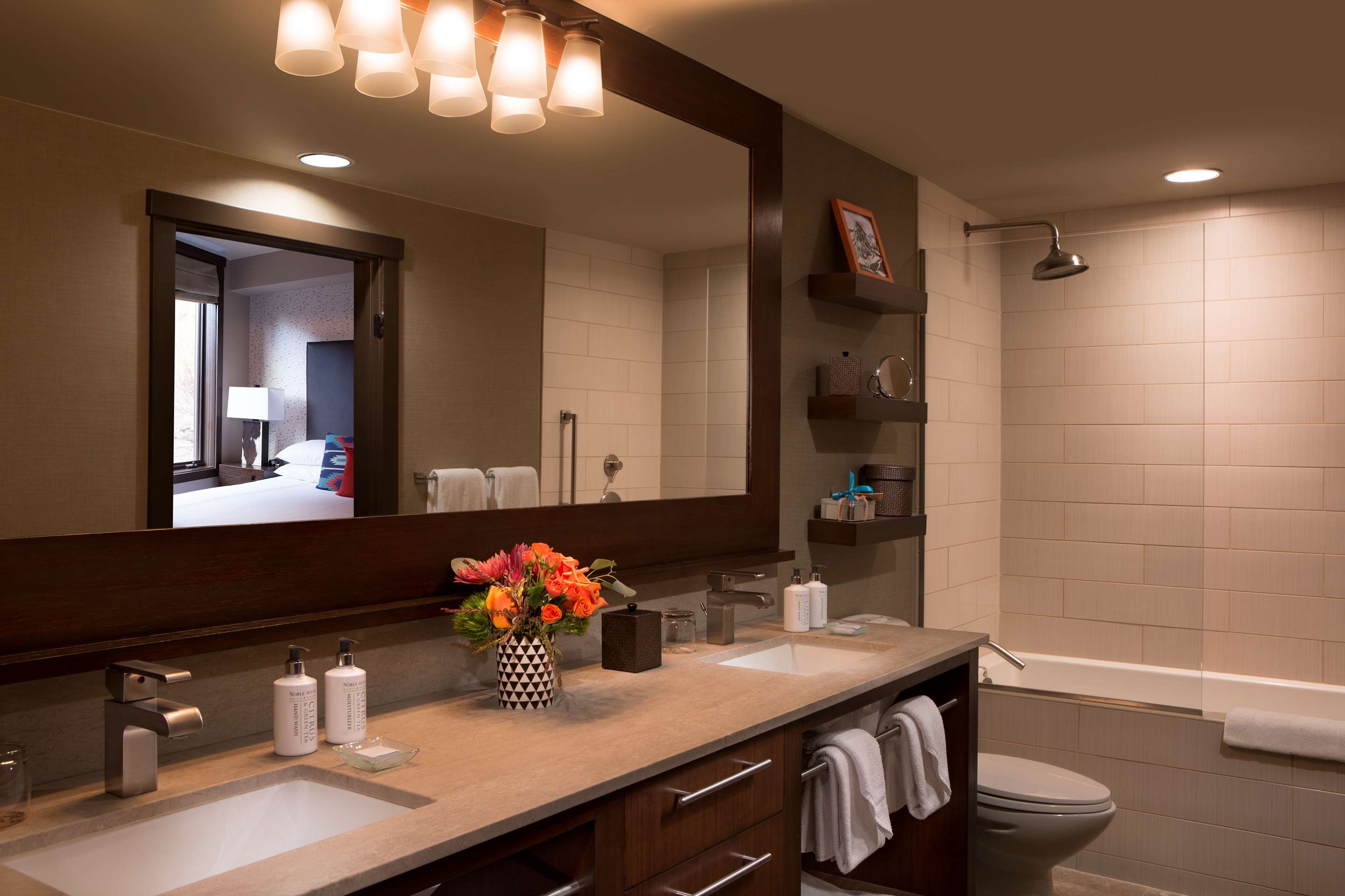 Hotel Terra Guest Room Bathroom