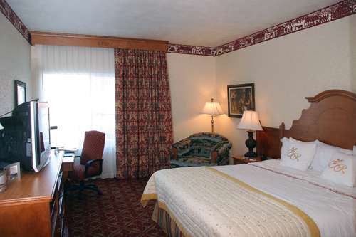  - Zermatt Resort Midway