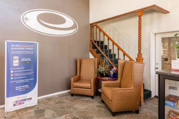  - Econo Lodge Inn & Suites South Lake Tahoe