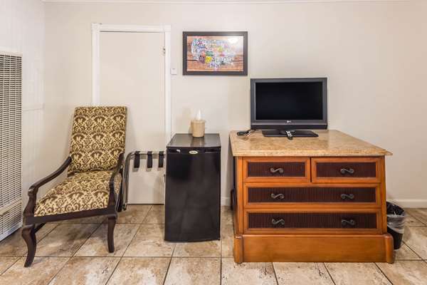  - Econo Lodge Inn & Suites South Lake Tahoe