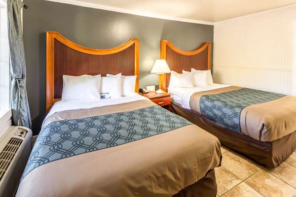  - Econo Lodge Inn & Suites South Lake Tahoe
