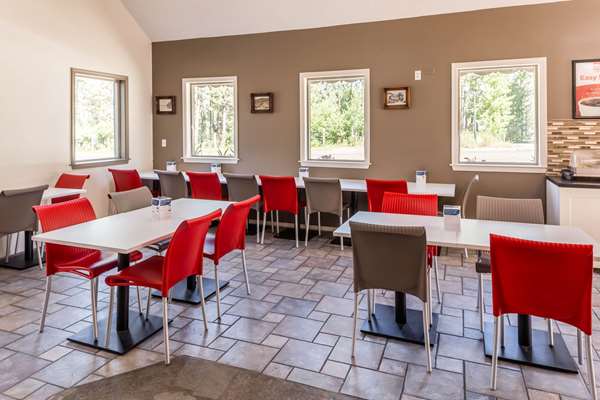 Amenities - Econo Lodge Inn & Suites South Lake Tahoe