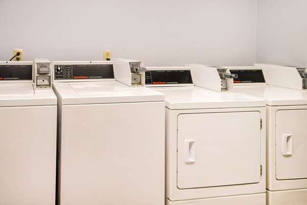 Amenities - Econo Lodge Moss Point - I-10, Exit 69