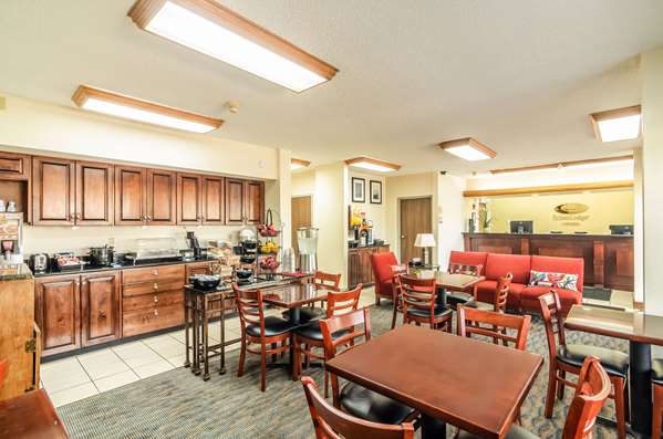 Amenities - Econo Lodge Moss Point - I-10, Exit 69