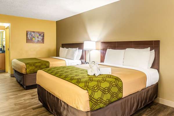  - Econo Lodge Moss Point - I-10, Exit 69