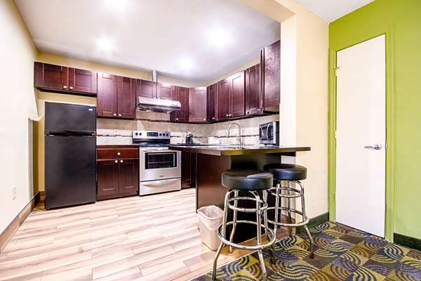  - Quality Inn & Suites Glenmont
