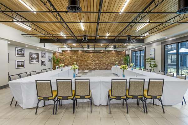 Aiden by Best Western South Reno