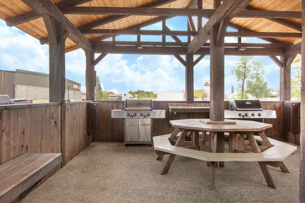  - Super 8 Motel Ft Mcmurray