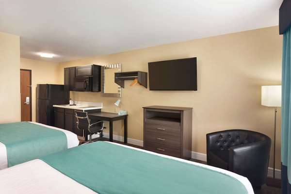 - Hawthorn Suites by Wyndham Saint Robert