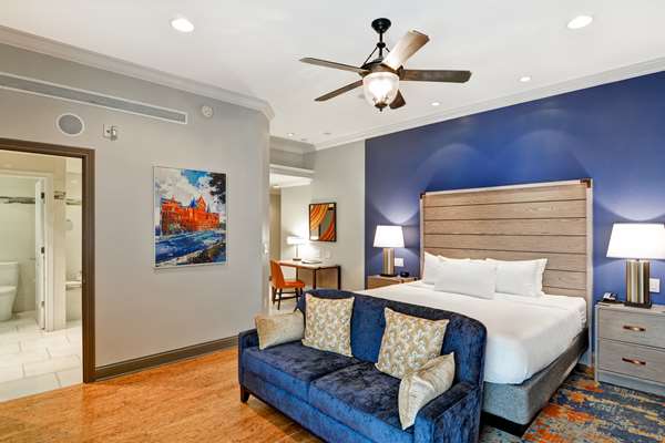  - Cincinnatian Hotel - I-71, Exit 1B