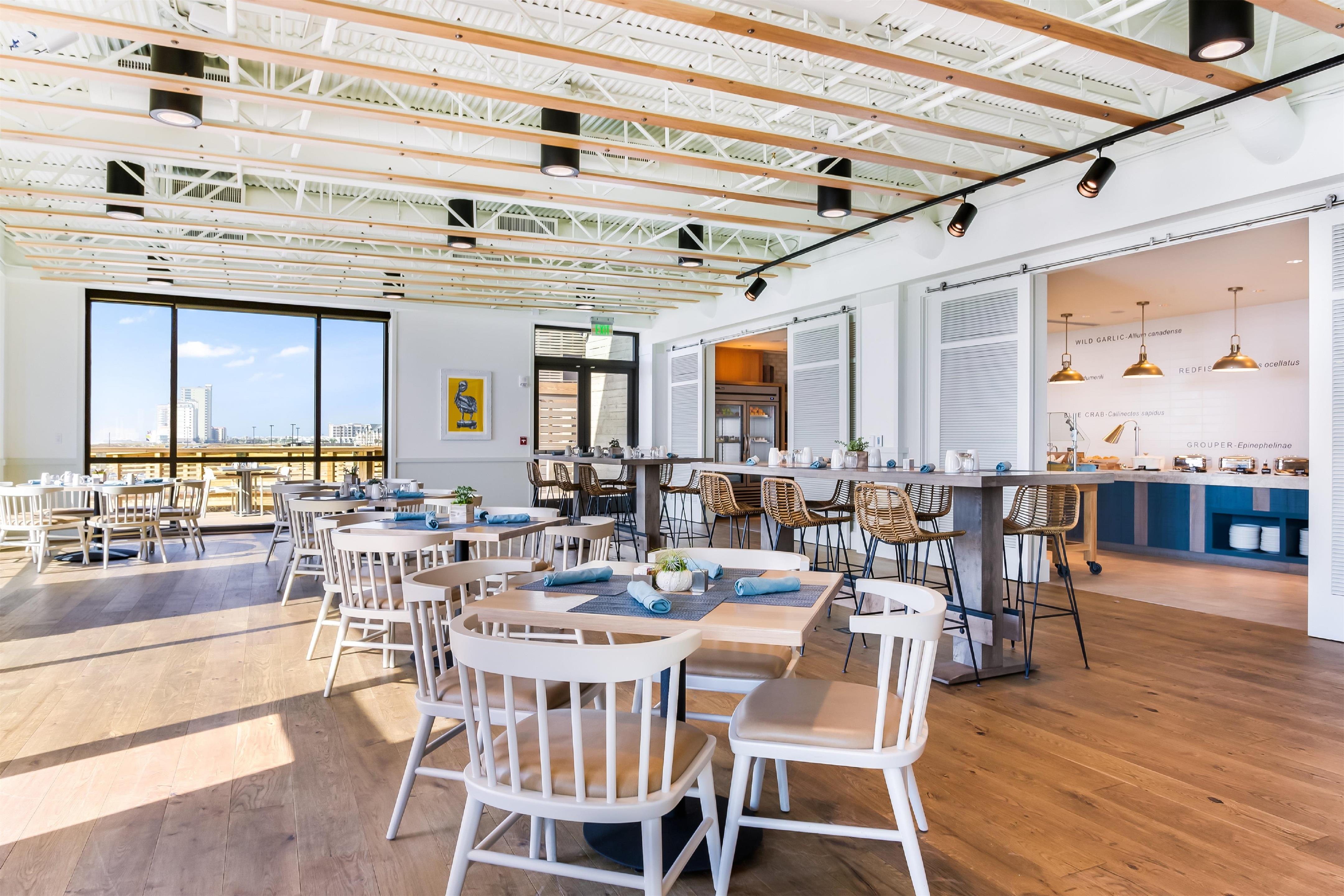 Restaurant | Hilton The Lodge at Gulf State Park, AL
