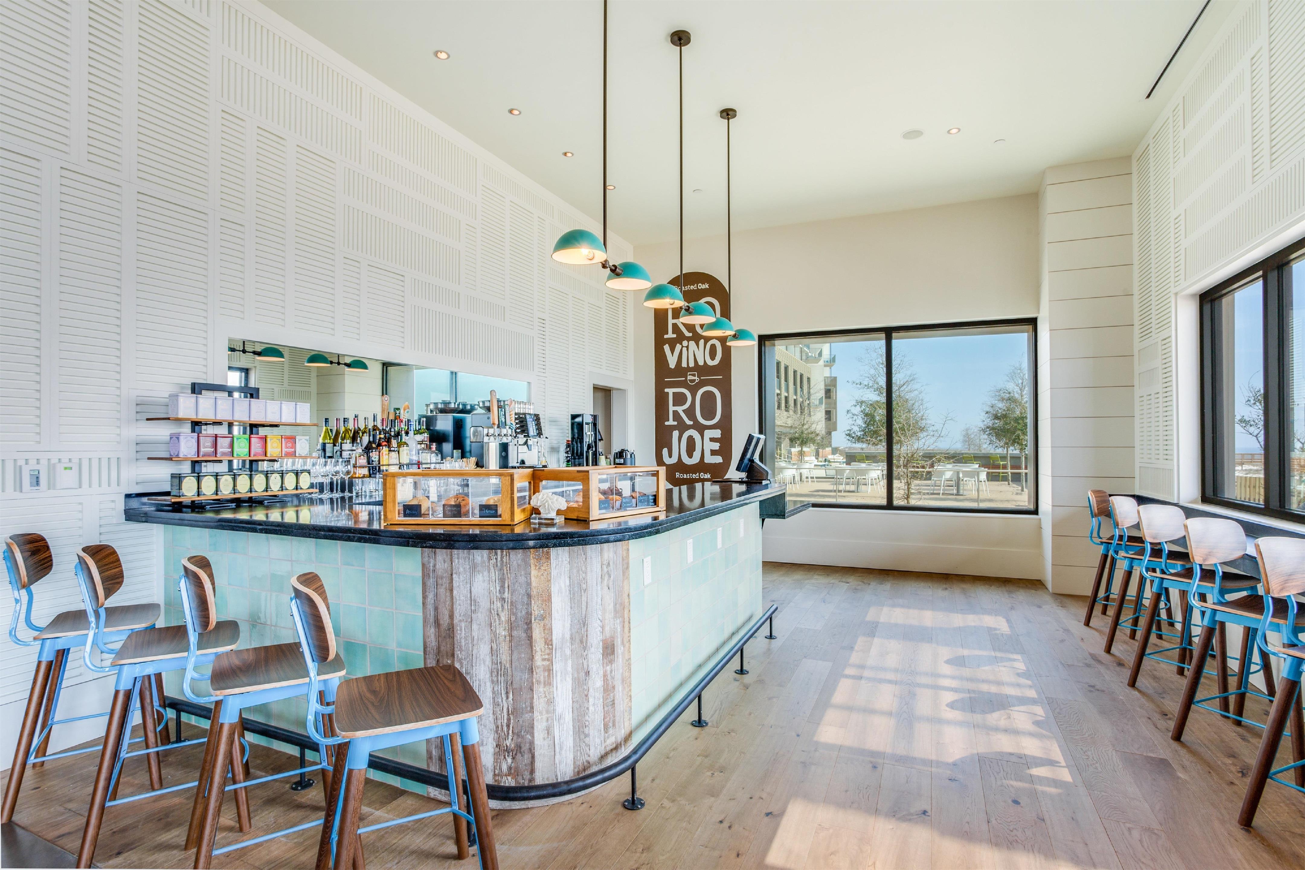 BarLounge | Hilton The Lodge at Gulf State Park, AL