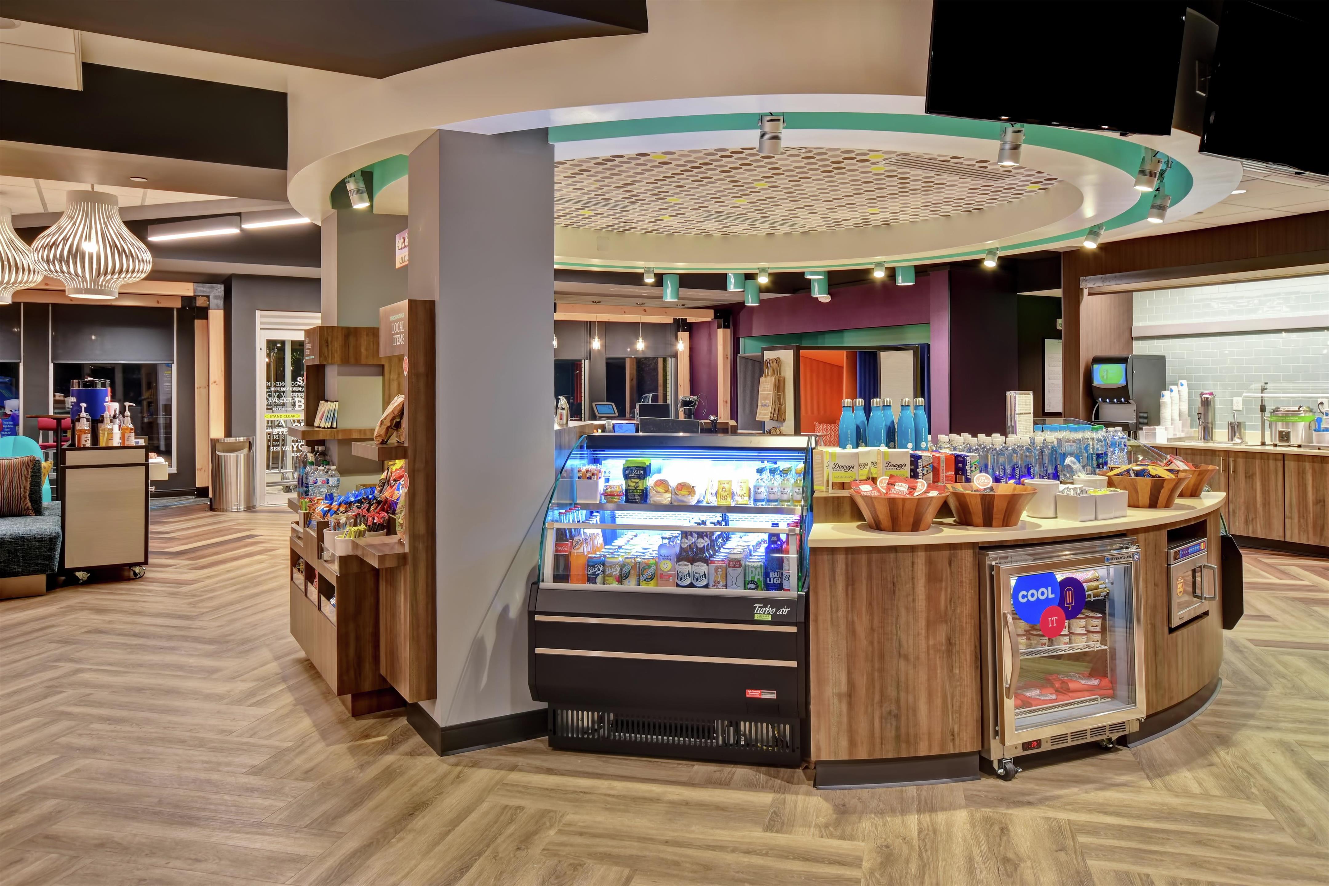 Restaurant | Tru by Hilton Raleigh Durham Airport