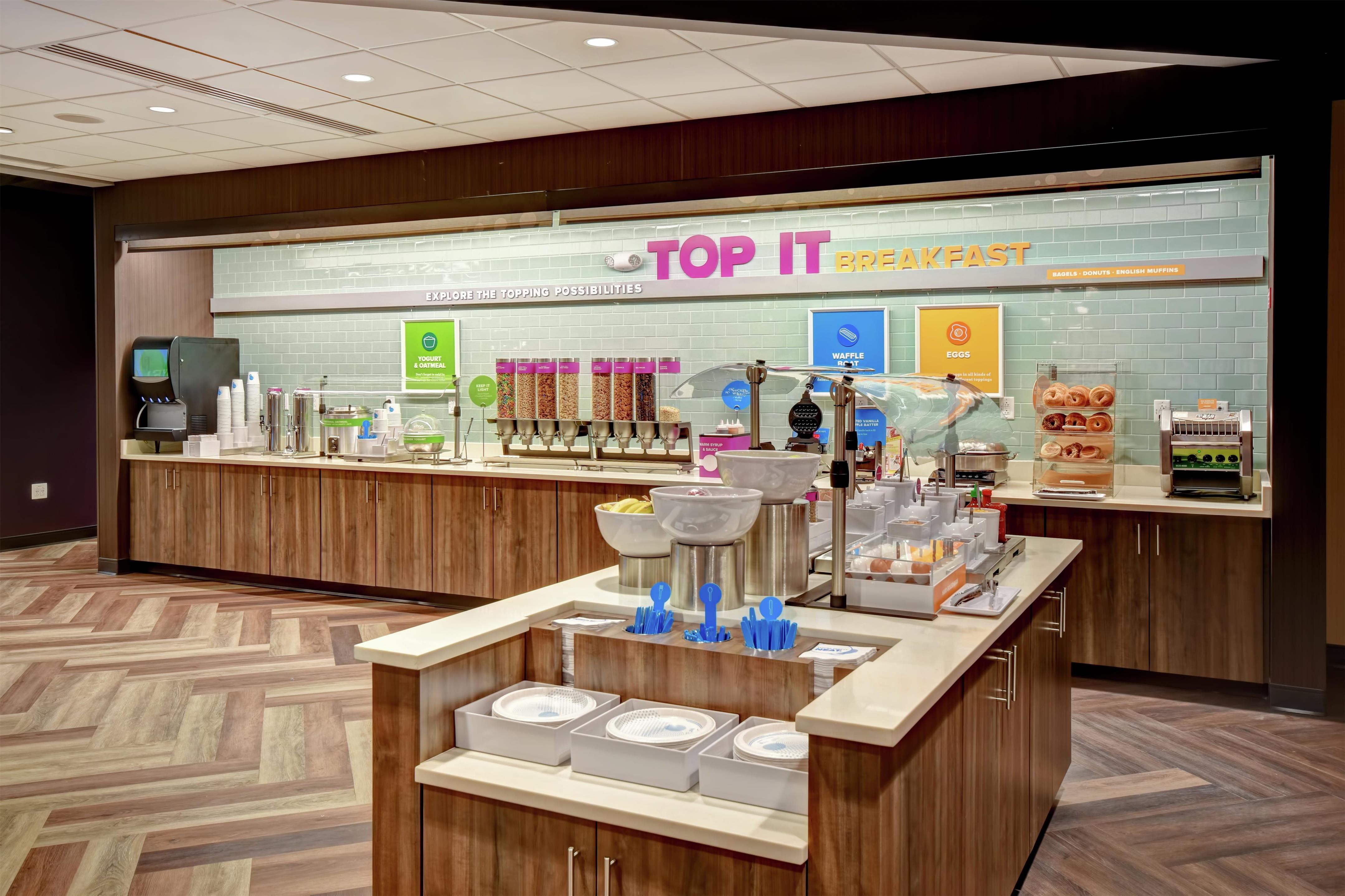 Restaurant | Tru by Hilton Raleigh Durham Airport