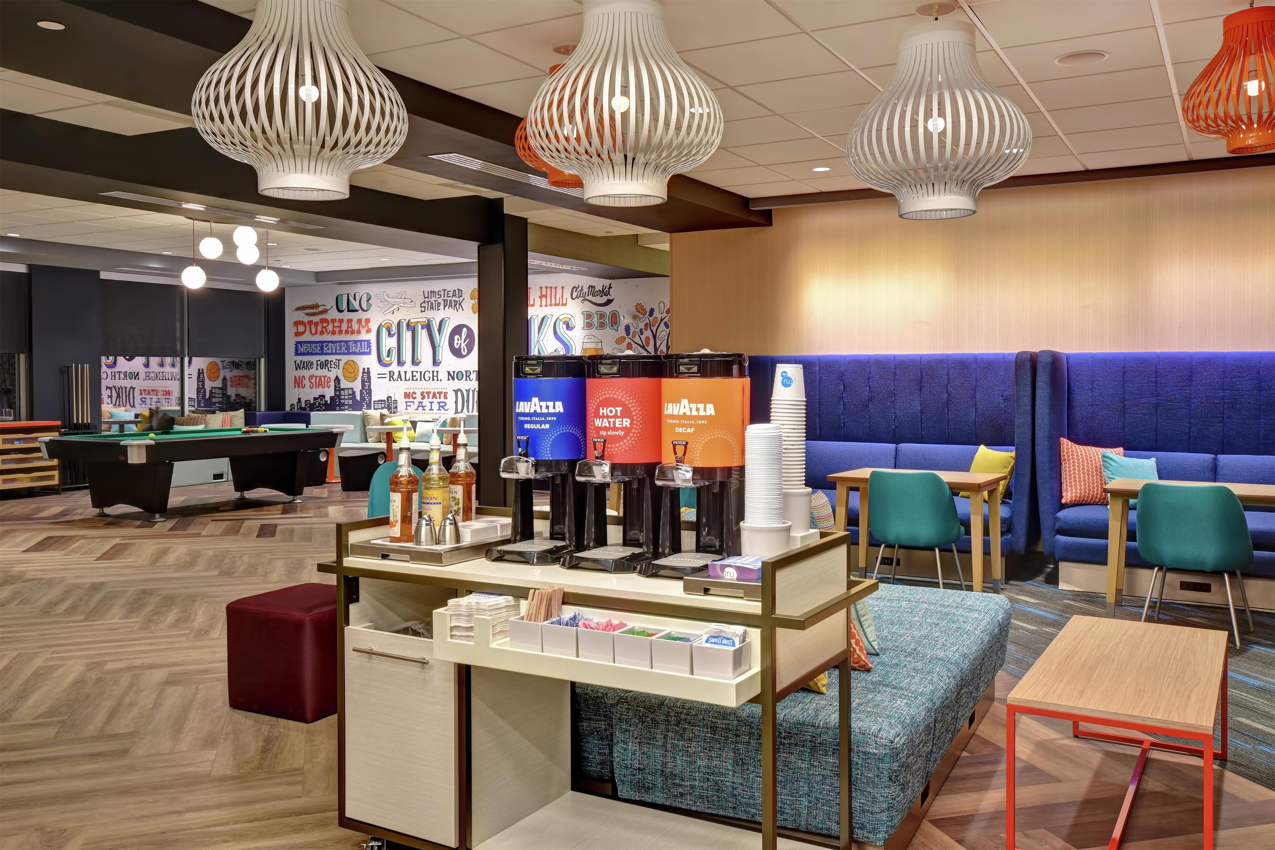 Lobby | Tru by Hilton Raleigh Durham Airport