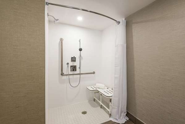  - Hilton Garden Inn Downtown Ottawa