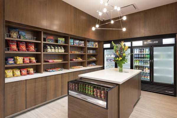 Restaurant - Hilton Garden Inn Downtown Ottawa