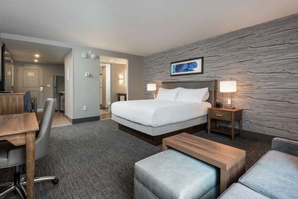  - Homewood Suites by Hilton Downtown Ottawa