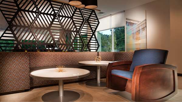  - GLo Best Western Nashville Airport Hotel - I-40, Exit 215