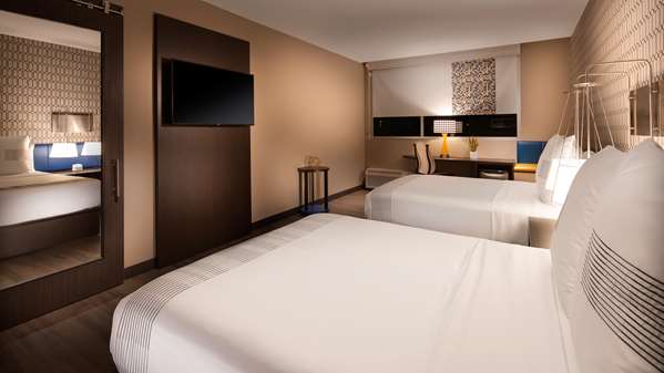  - GLo Best Western Nashville Airport Hotel - I-40, Exit 215