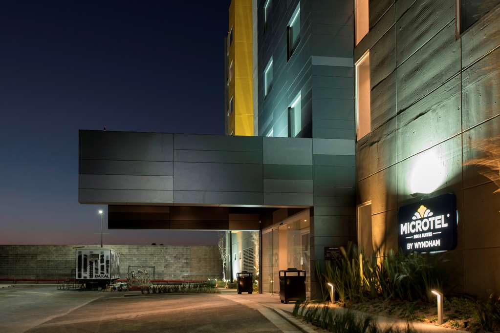Microtel Inn & Suites by Wyndham San Luis Potosi, Santa Maria del Rio