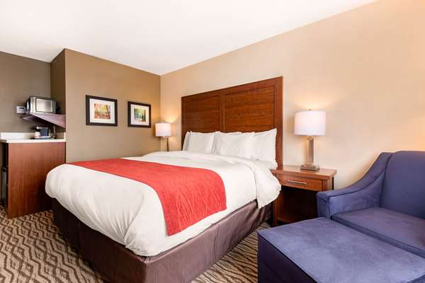  - Comfort Inn & Suites Bowmanville