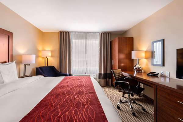  - Comfort Inn & Suites Bowmanville