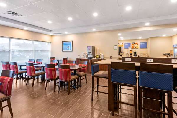Amenities - Comfort Inn & Suites Bowmanville