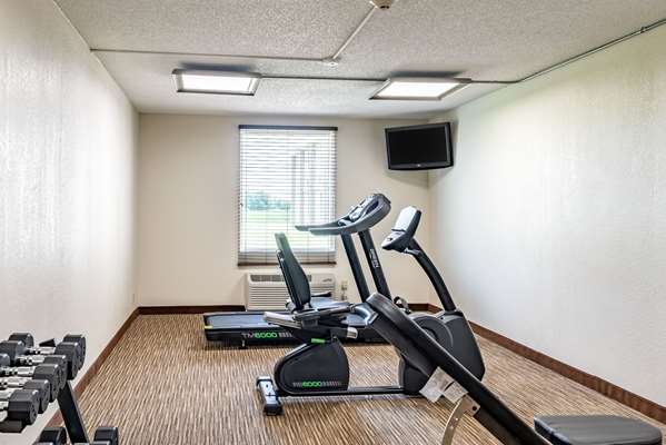 Fitness/ Exercise Room - Quality Inn Bucyrus