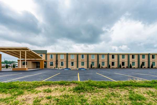 Exterior view - Quality Inn Bucyrus