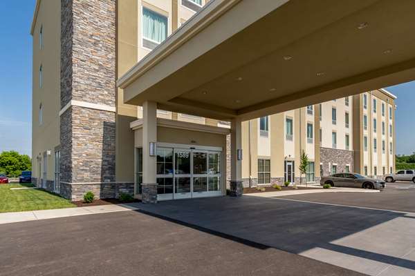 Exterior view - Comfort Inn & Suites Middletown