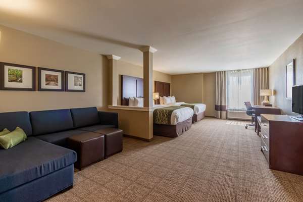  - Comfort Inn & Suites Middletown