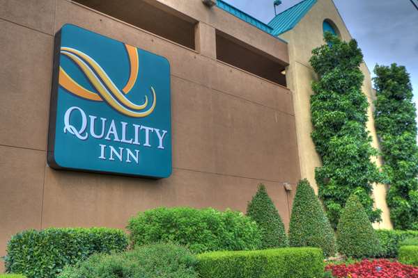 Exterior view - Quality Inn Parkway Pigeon Forge