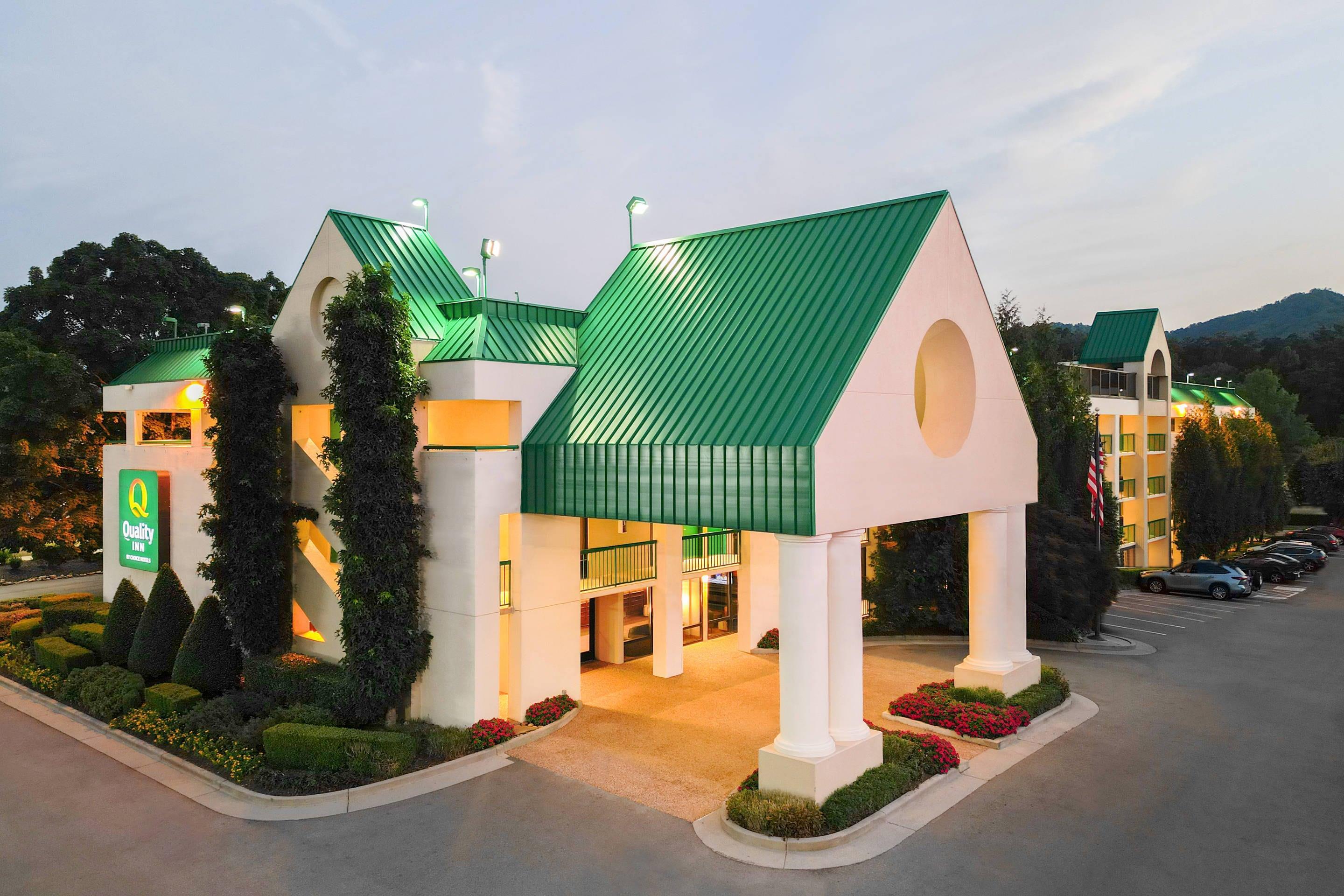 Hotel exterior | Quality Inn Near the Island Pigeon Forge