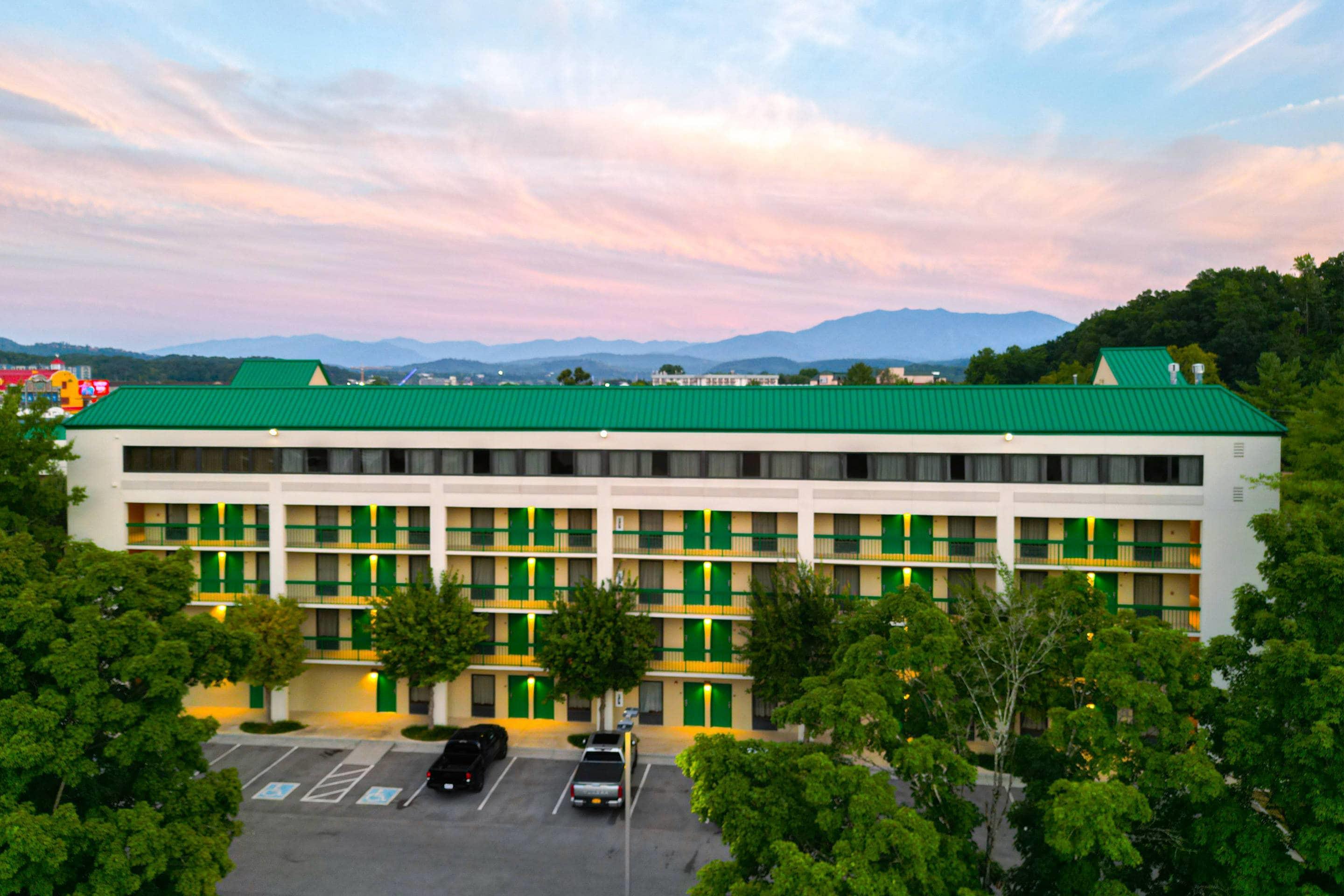Hotel exterior | Quality Inn Near the Island Pigeon Forge