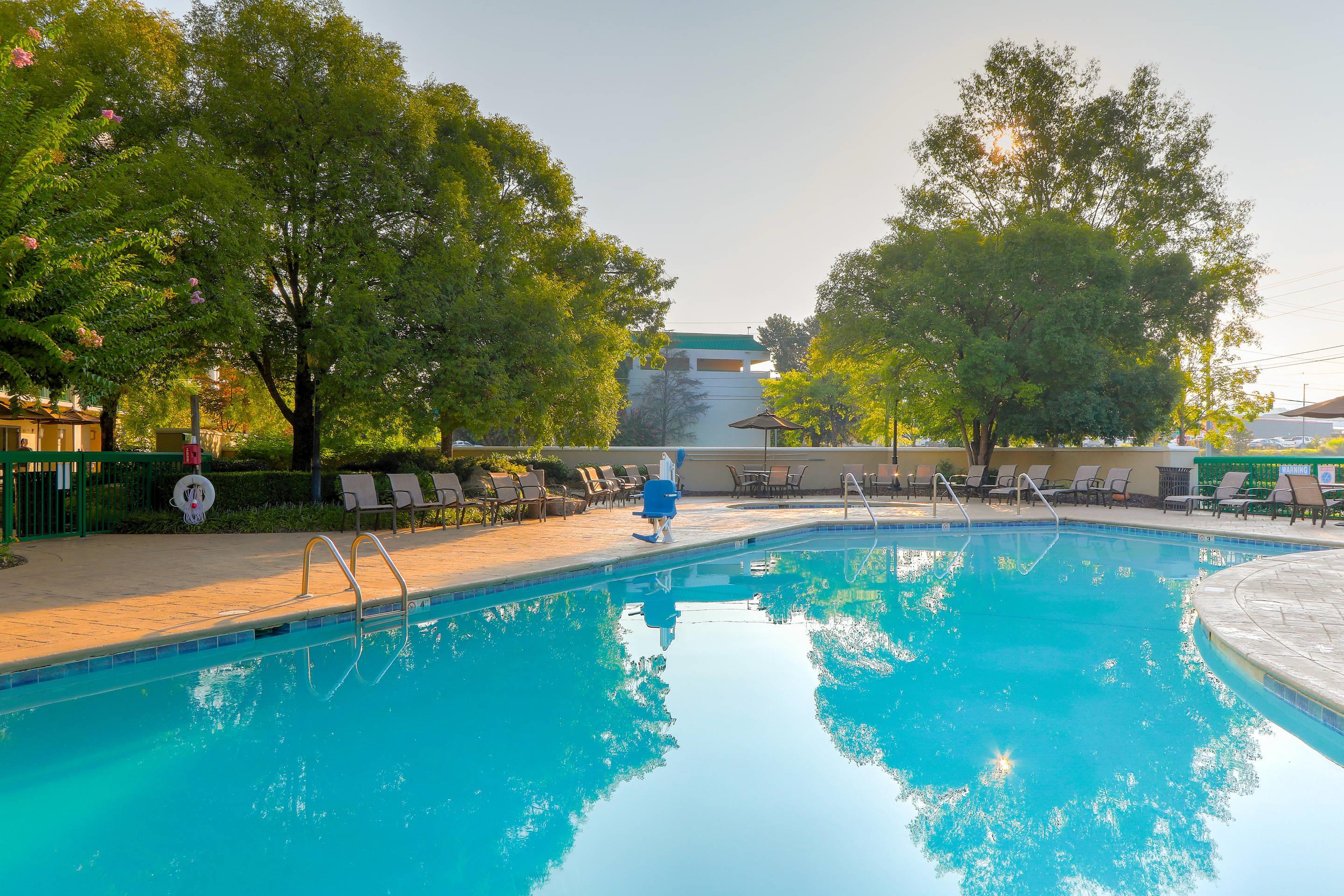 Outdoor pool | Quality Inn Near the Island Pigeon Forge