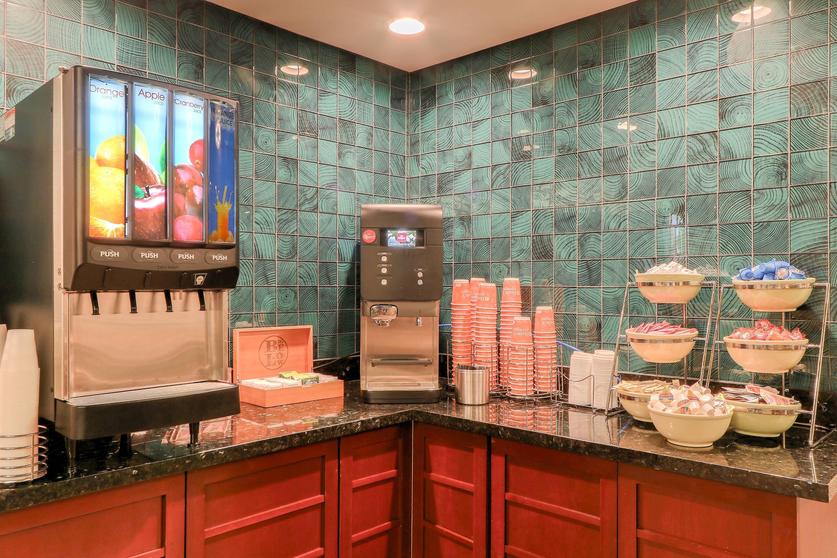 Breakfast area | Quality Inn Near the Island Pigeon Forge
