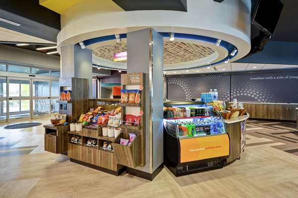  - Tru by Hilton Hotel Chicopee