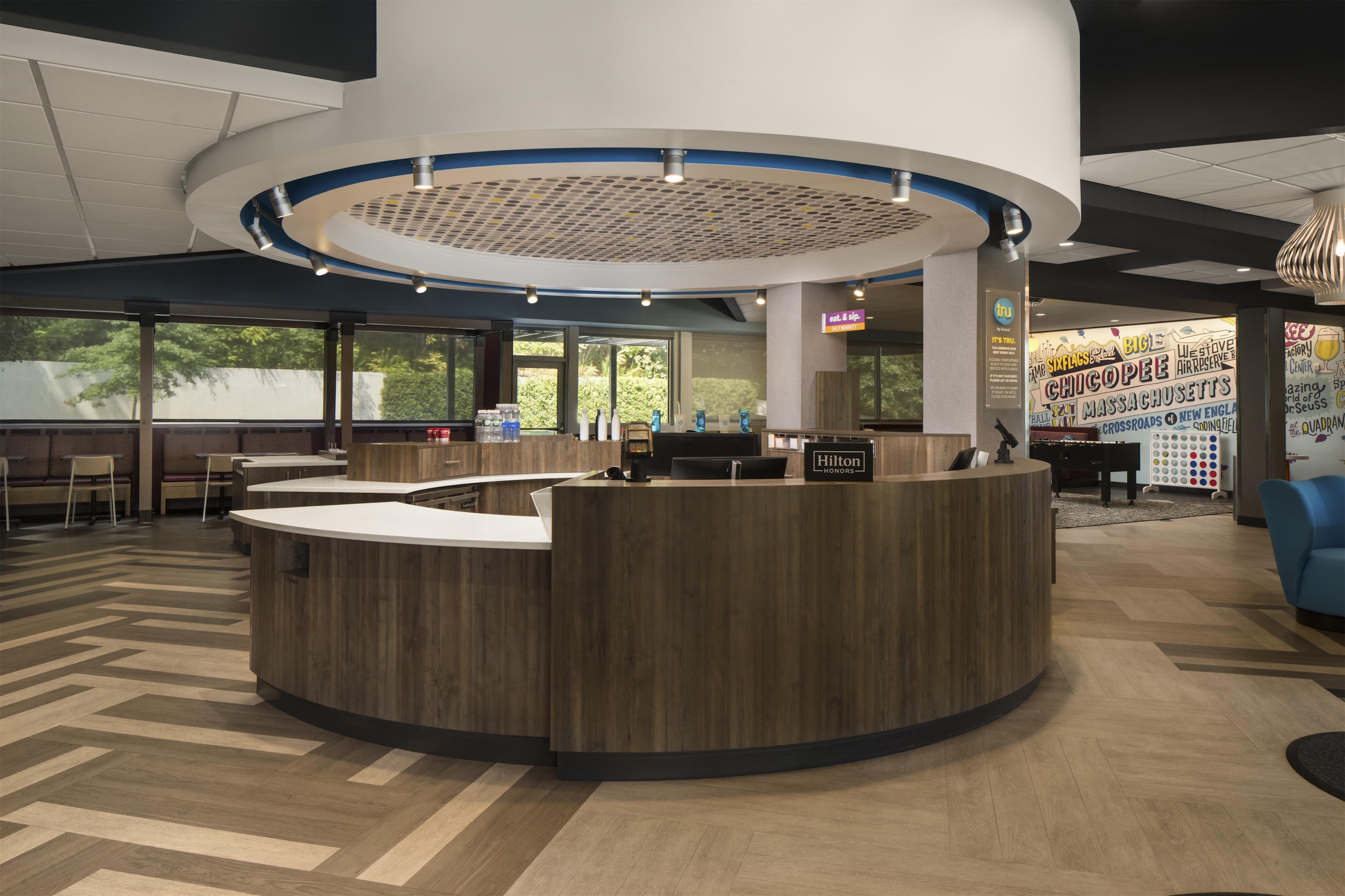 Reception | Tru by Hilton Chicopee Springfield