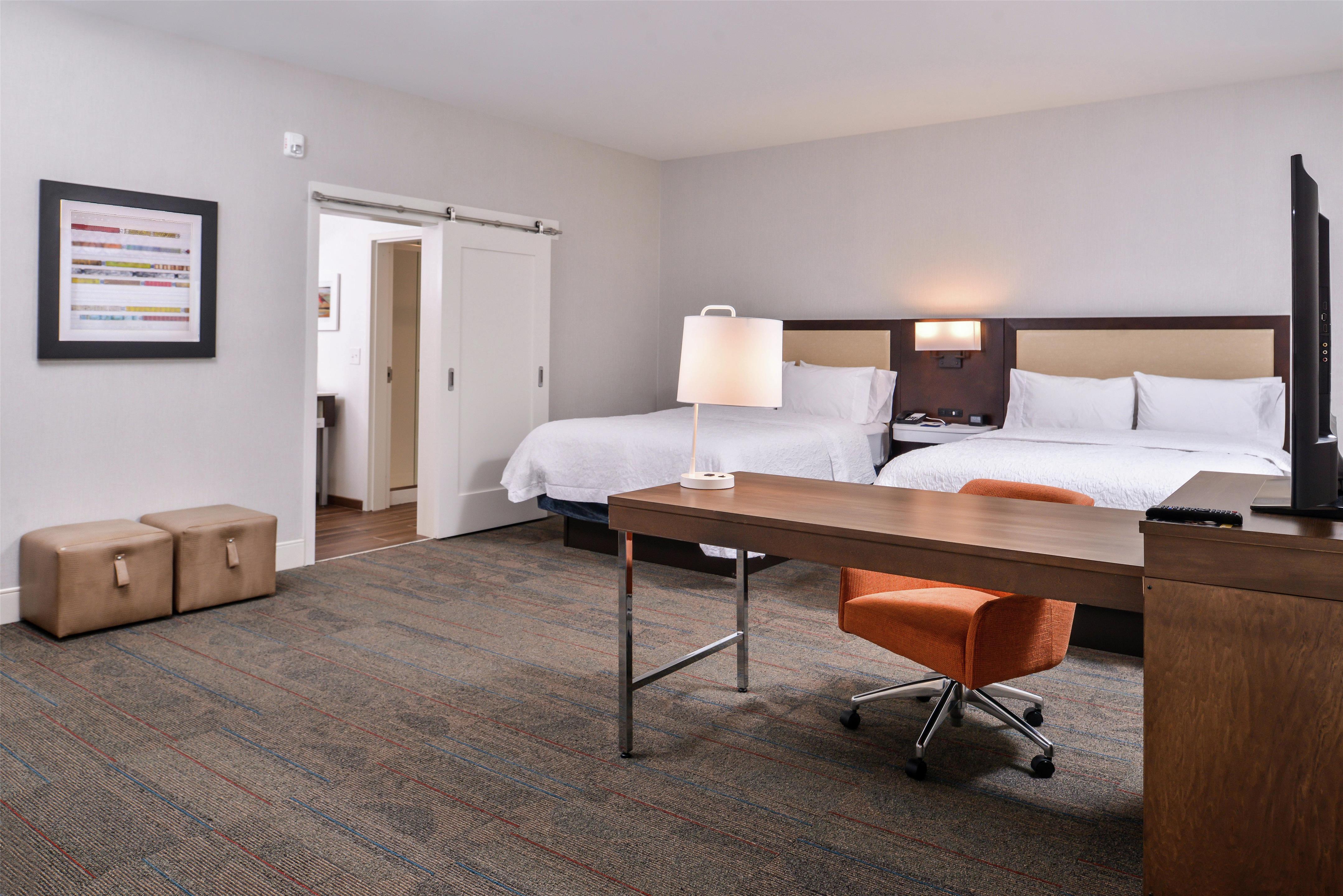 Guest room