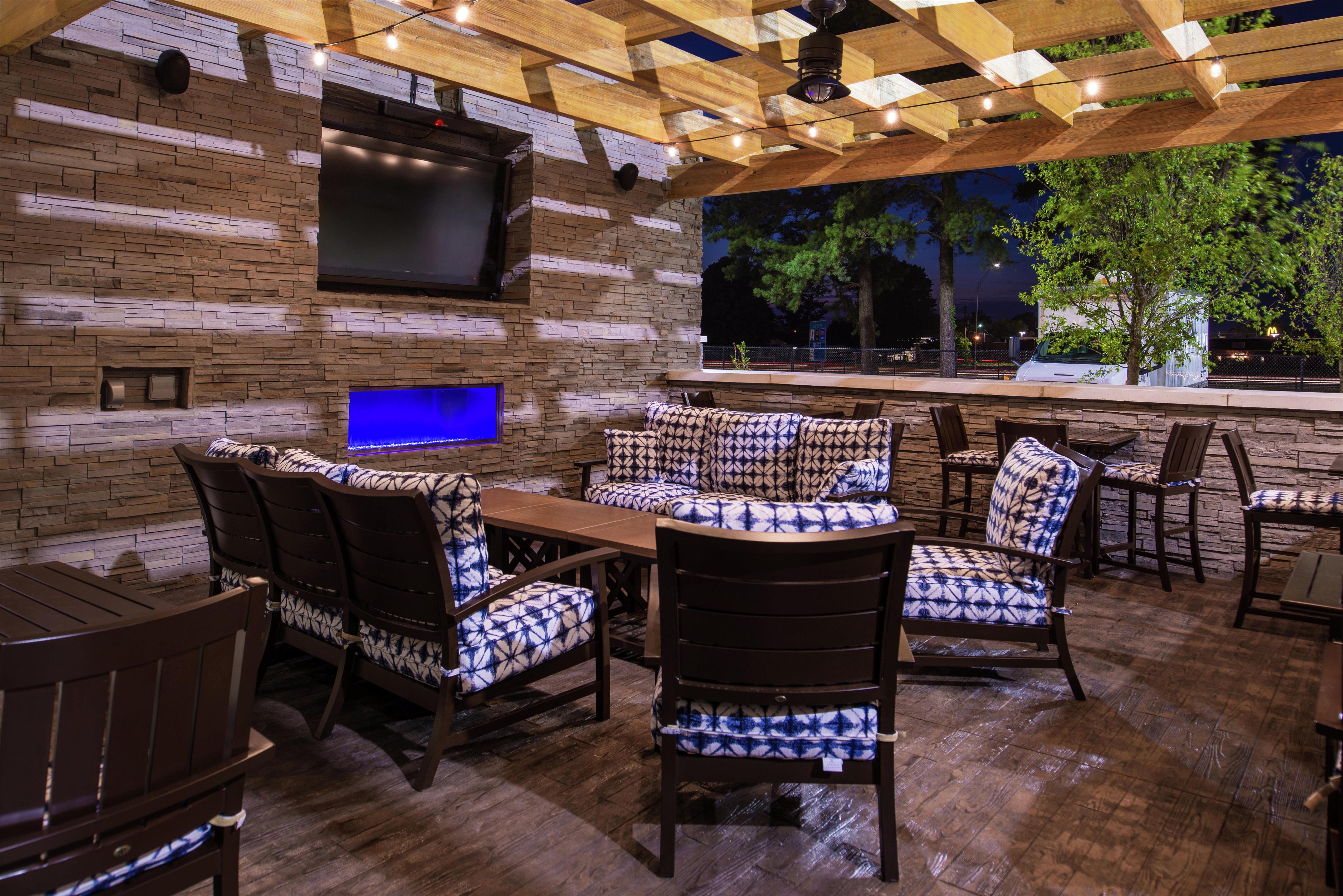 Exterior | Hampton Inn Benson
